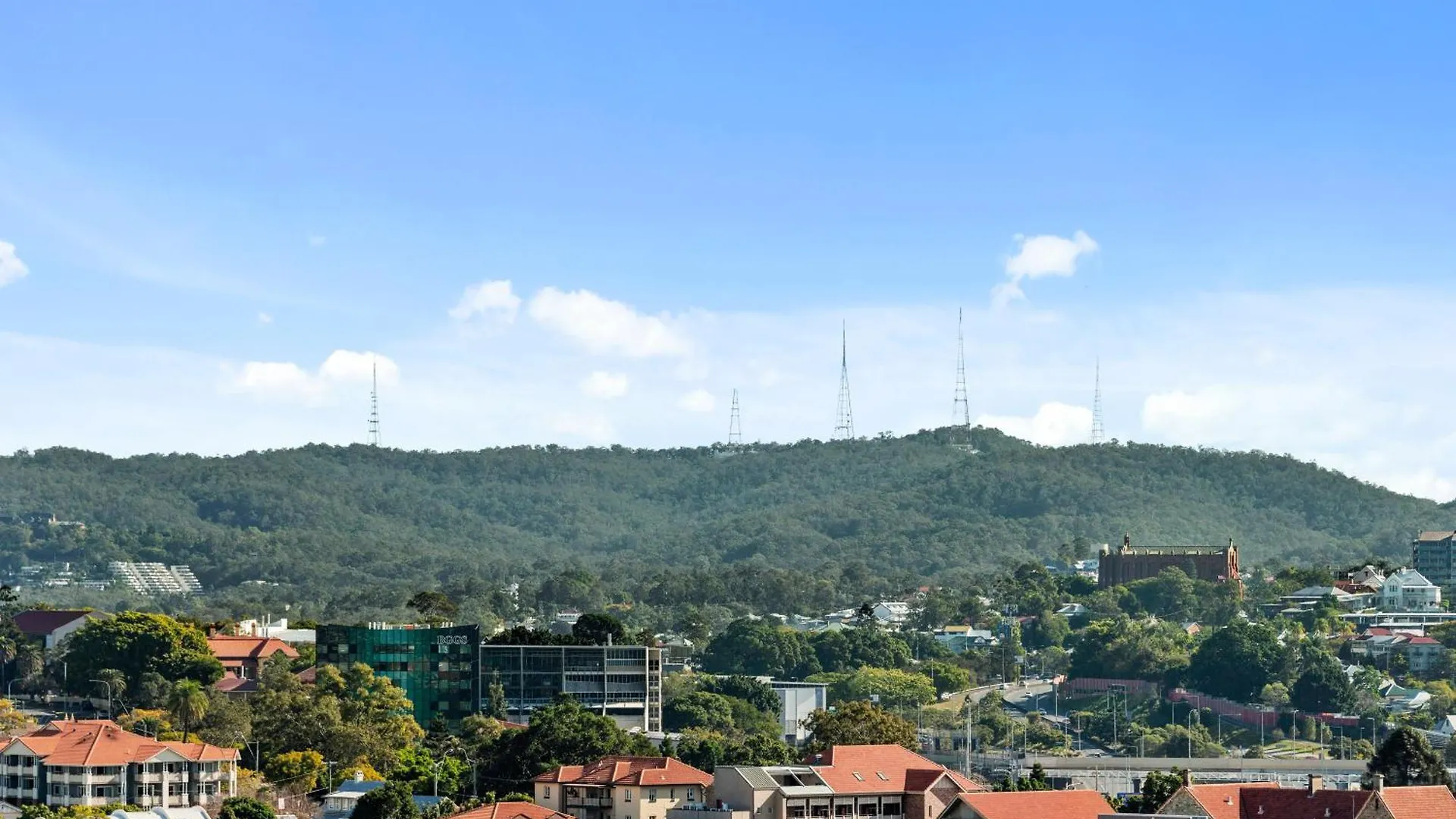 Apartment Mountain View Apt With Infinity Pool, Gym And Car Park Brisbane